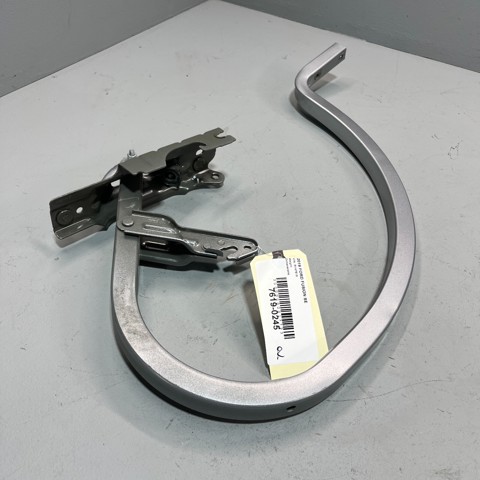 Крепление крышки багажника DS7Z5442700L FORD