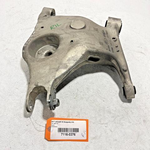 Рычаг задней подвески нижний, левый T2H54701 JAGUAR
