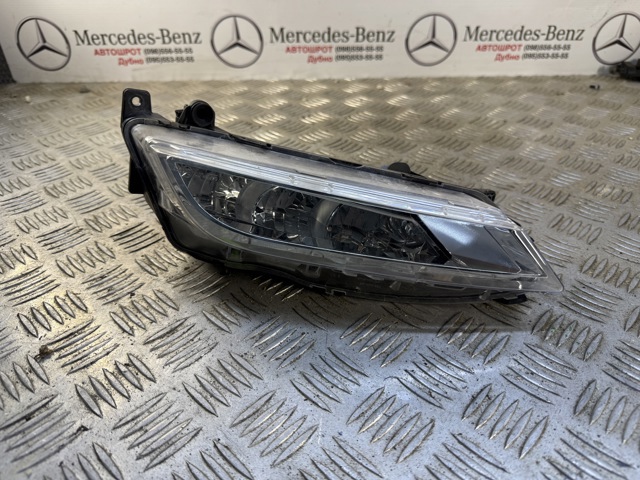 Противотуманная фара левая Seat Leon IV
