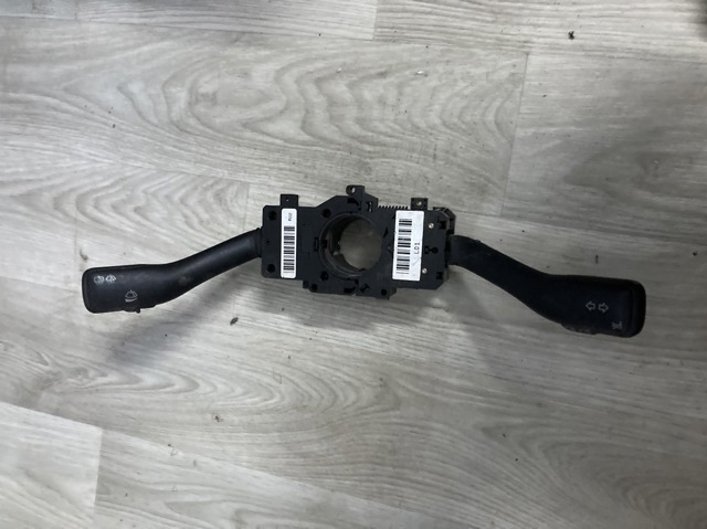 Переключатель подрулевой, левый 8L0953513G VAG