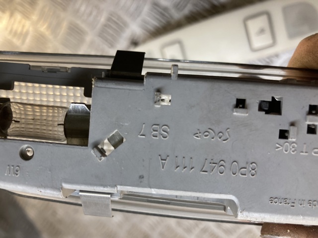 VAG 8P0947111A в наличии Черкассы
