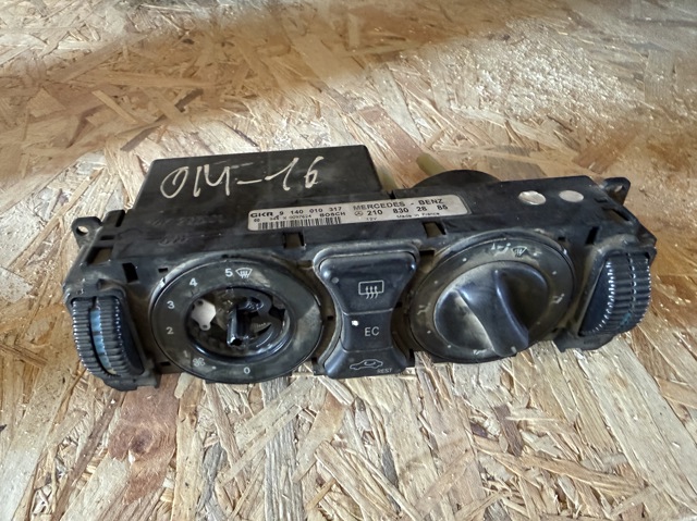 Блок управления режимов отопления A2108302885 MERCEDES