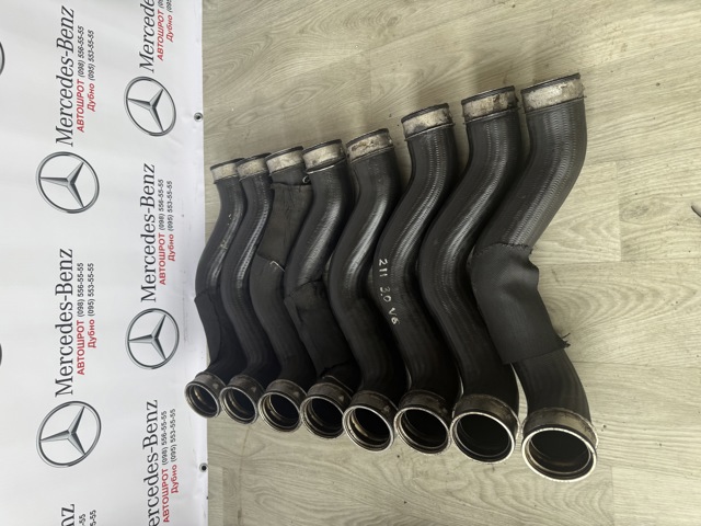 Патрубок интеркуллера A2115282482 MERCEDES