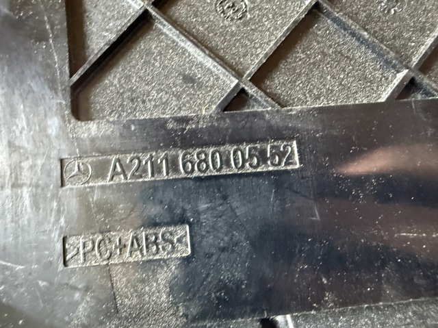 A2116800552 MERCEDES Кнопка включения аварийного сигнала купить в Ирпень