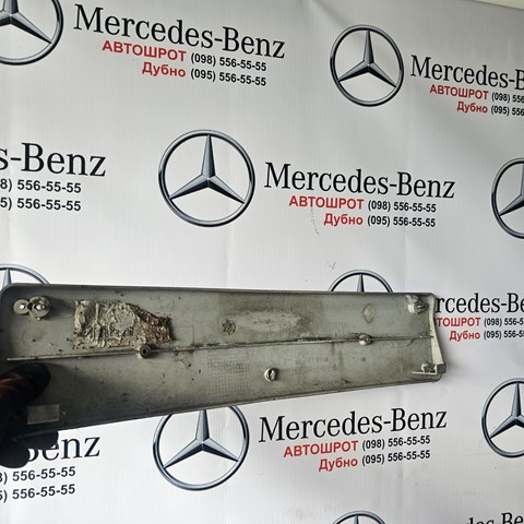 Кронштейн переднего номерного знака A2118850181 MERCEDES