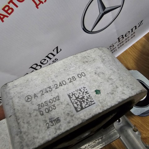 A2432402800 Подушка (опора) двигателя правая верхняя купить Киев