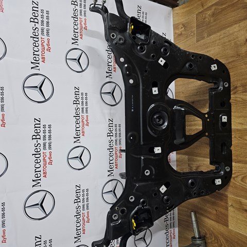 Поперечина передней подвески A2436207100 MERCEDES