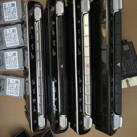 Механизм управления кондиционером A2479057003 MERCEDES