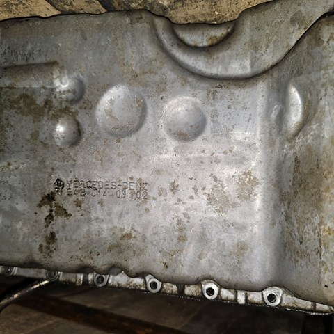 Масляный поддон двигателя A6480140302 MERCEDES