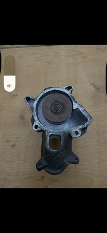 11517790472 BMW Помпа купить в Киев