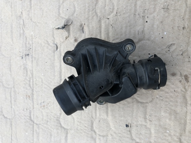 11517805811 BMW Термостат купить в Киев