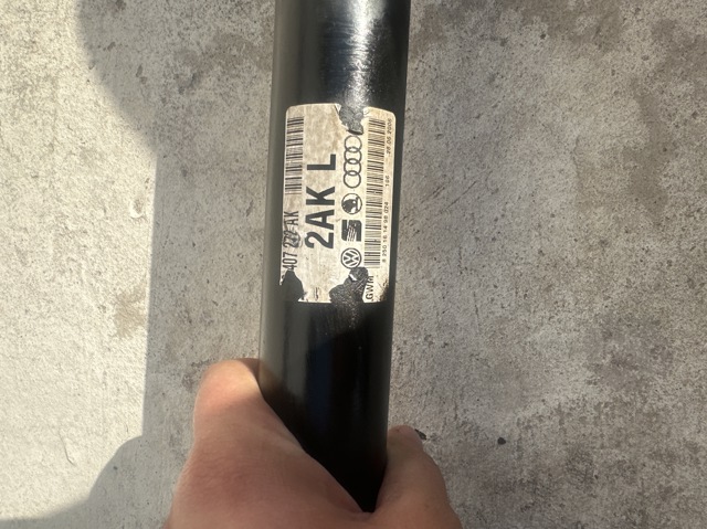 VAG 3C0407272AK Правая полуось в наличии Ровно