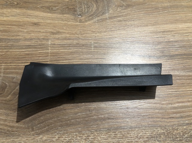 63217263604 BMW Накладка фонаря заднего купить в Кривой Рог
