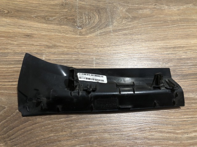 63217263604 BMW Накладка фонаря заднего купить в Украина