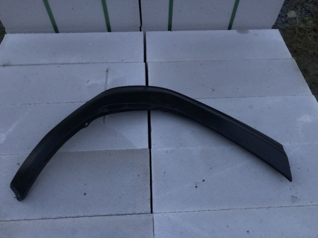 Молдинг арки колеса заднего, правый 75605K2011 TOYOTA