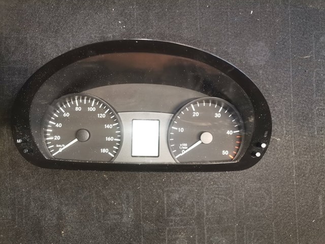 MERCEDES 9065422101 Панель приборов в наличии Тернополь
