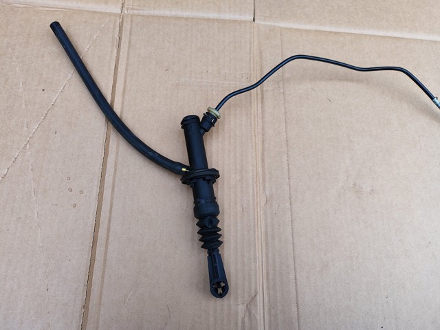 RENAULT 308516811R Трубка сцепления в наличии Ужгород