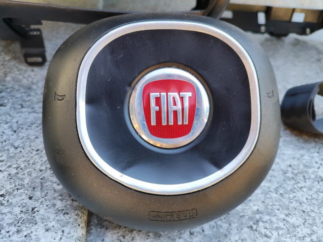 FIAT 735637654 Торпедо в наличии Винница