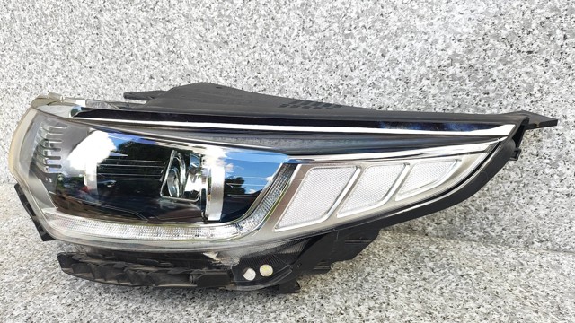 HYUNDAI 92101D4170 Фара левая в наличии Ровно