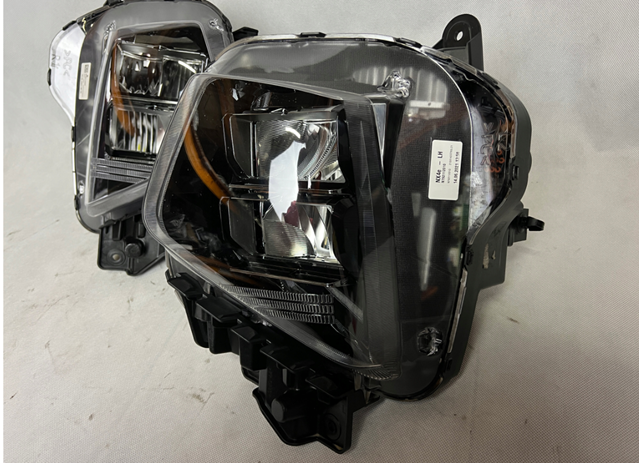 HYUNDAI 92102N7100 Фара правая в наличии Украина