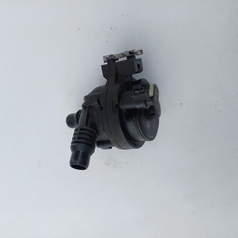 11518651287 Дополнительная помпа купить Кривой Рог