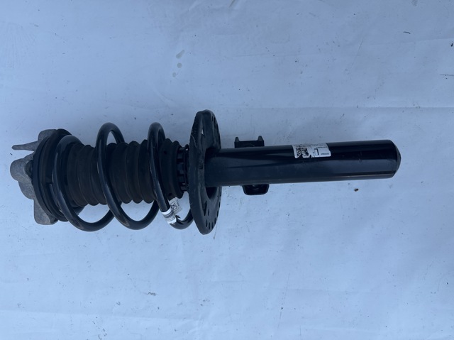 Амортизатор подвески передний левый 31315A04C37 BMW