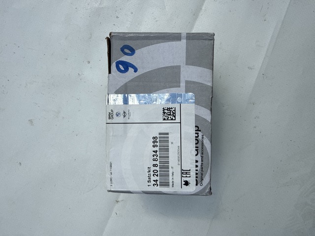 Колодки на тормоз задний дисковый 34208834998 BMW