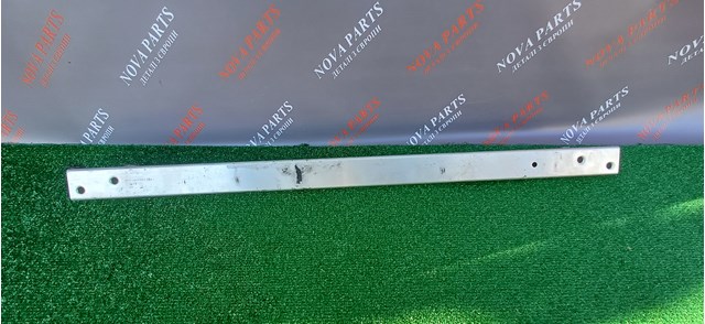 Кронштейн усилителя переднего бампера 4M0802507 VAG