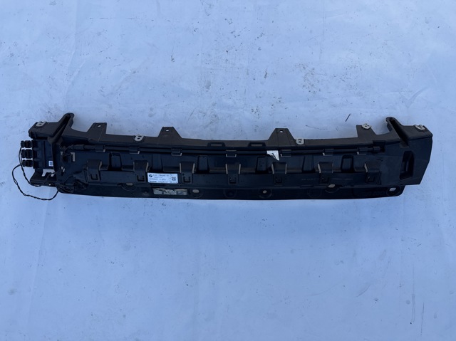 Кронштейн бампера заднего, центральный 51128065139 BMW