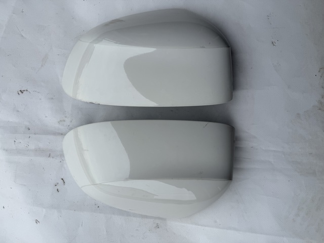Накладка зеркала заднего вида, правая 51167365114 BMW