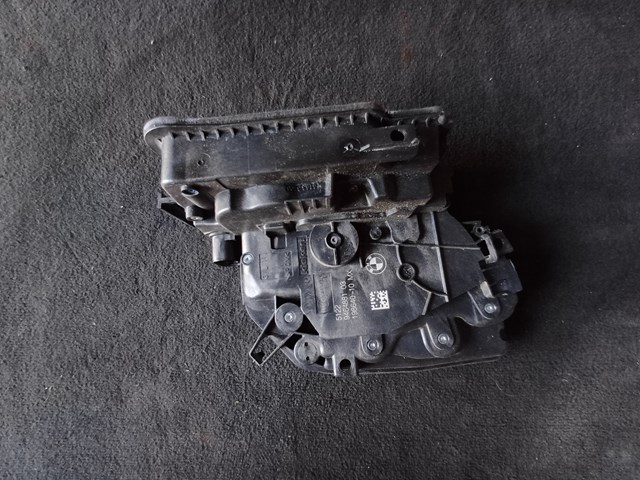 Замок задней двери, левой 9464881 BMW