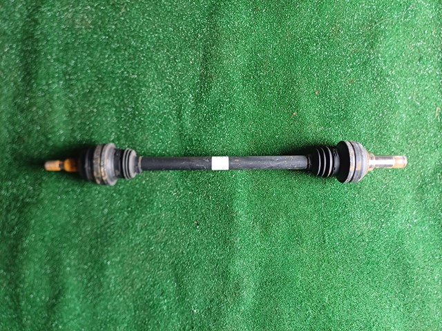 Приводы задних колес A1663501110 MERCEDES