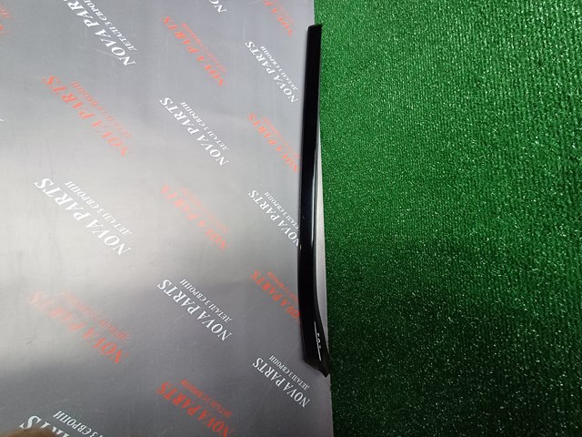 Накладка крыши правая A2056901282 MERCEDES