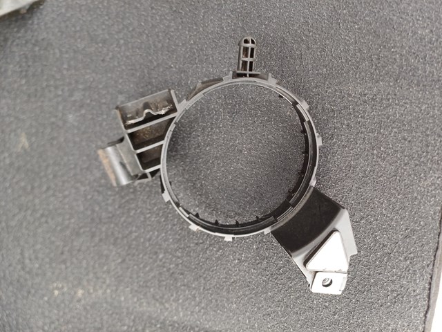 Бачок радиатора A2535001200 MERCEDES