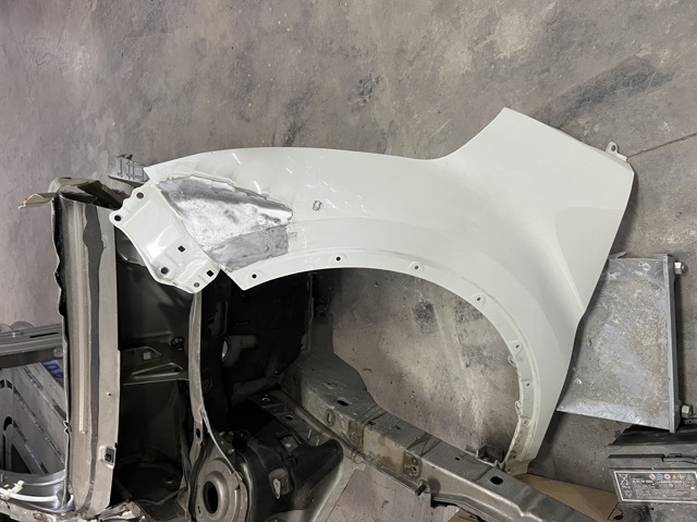 Переднее левое крыло 53802F4010 TOYOTA