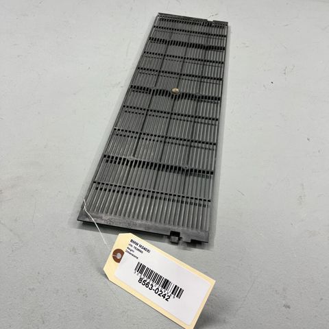 17118485042 BMW Решетка радиатора купить в Украина
