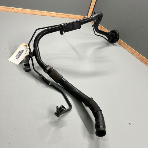 NISSAN 172214HA0A Заливная горловина топливного бака в наличии Черновцы