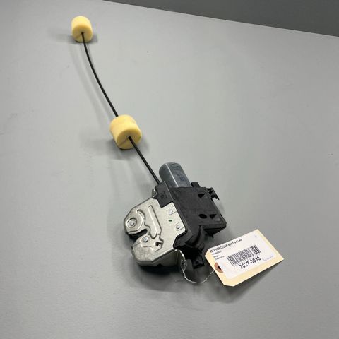 221750008505 MERCEDES Замок багажника купить в Днепр