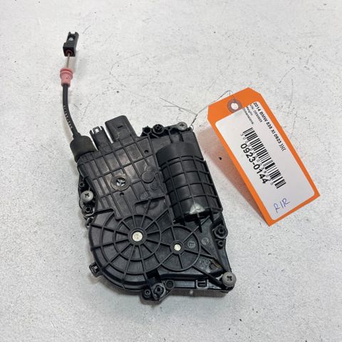 51215A36F23 BMW Замок двери задней левой купить в Черновцы
