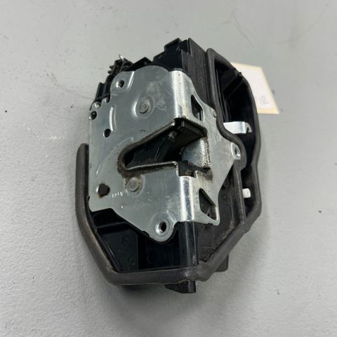 51217276668 BMW Замок передней правой двери купить в Житомир