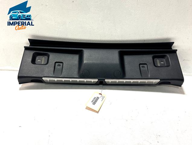51477337183 BMW Облицовка задней панели багажника купить в Киев