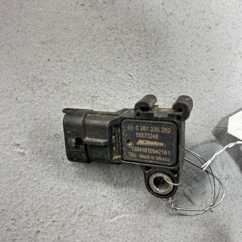 GM 55573248 Датчик давления во впускном коллекторе, MAP в наличии Каменское