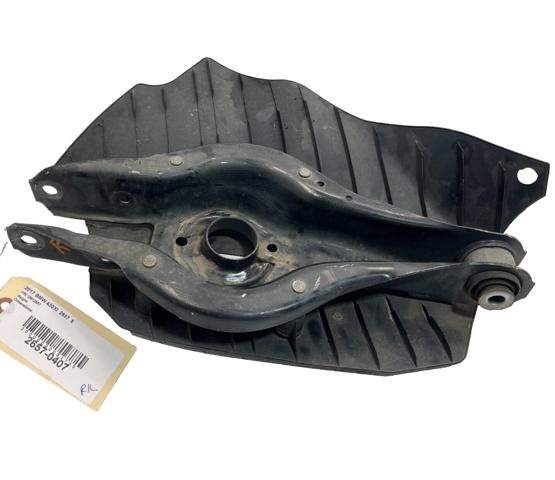6796137 BMW Защита заднего нижнего рычага купить в Житомир