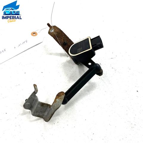 6861351 BMW Датчик положения кузова купить в Киев