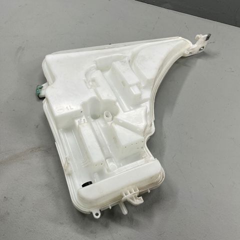 7241671 BMW Бачок омывателя купить в Николаев