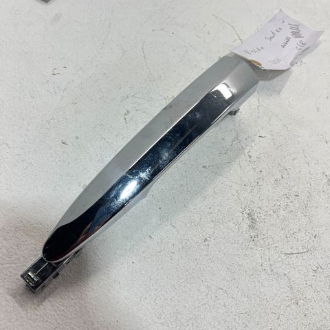 NISSAN 826409N00A Ручка двери задней наружная в наличии Днепр