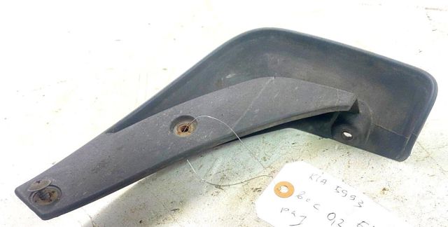 HYUNDAI 868411M000 Брызговик задний левый в наличии Черкассы