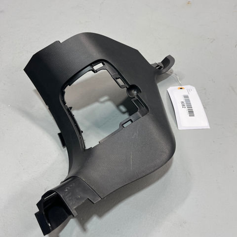 KB7W68390A02 MAZDA Обшивка стойки кузова внутренняя передняя левая купить в Ровно