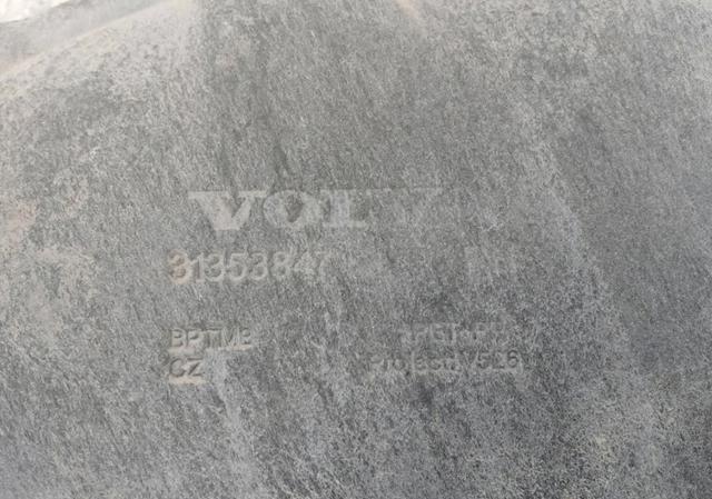 VOLVO 31353847 Подкрылок крыла заднего правый в наличии Ирпень