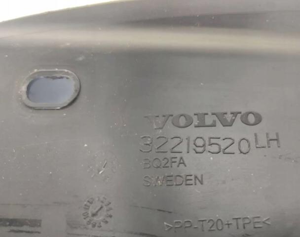 VOLVO 31353952 Уплотнитель крыла в наличии Тернополь